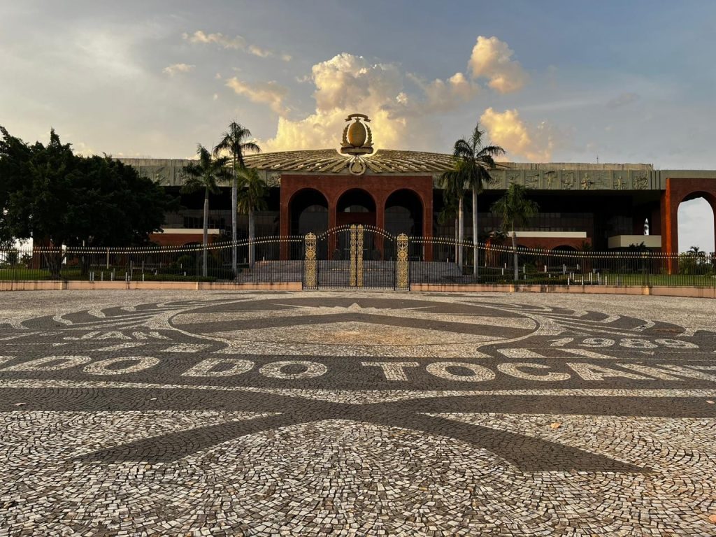 Folga no carnaval: governador decreta ponto facultativo e servidores terão quatro dias de descanso