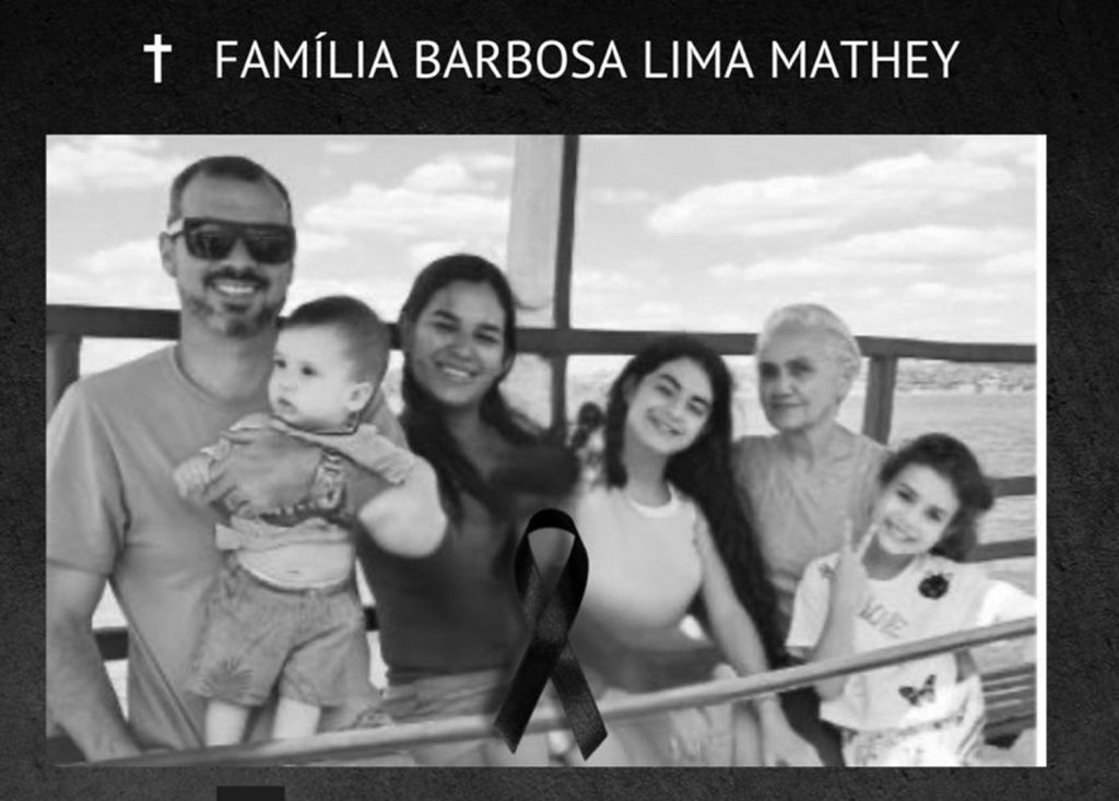Criança que sobreviveu ao acidente que matou os pais, irmãos e avó está internada em hospital de Palmas