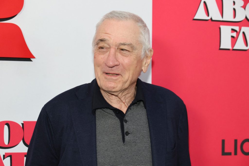 É #FAKE que Robert De Niro disse ‘Fuck Trump’ no palco do Globo de Ouro deste ano; xingamento ocorreu no Tony Awards de 2018