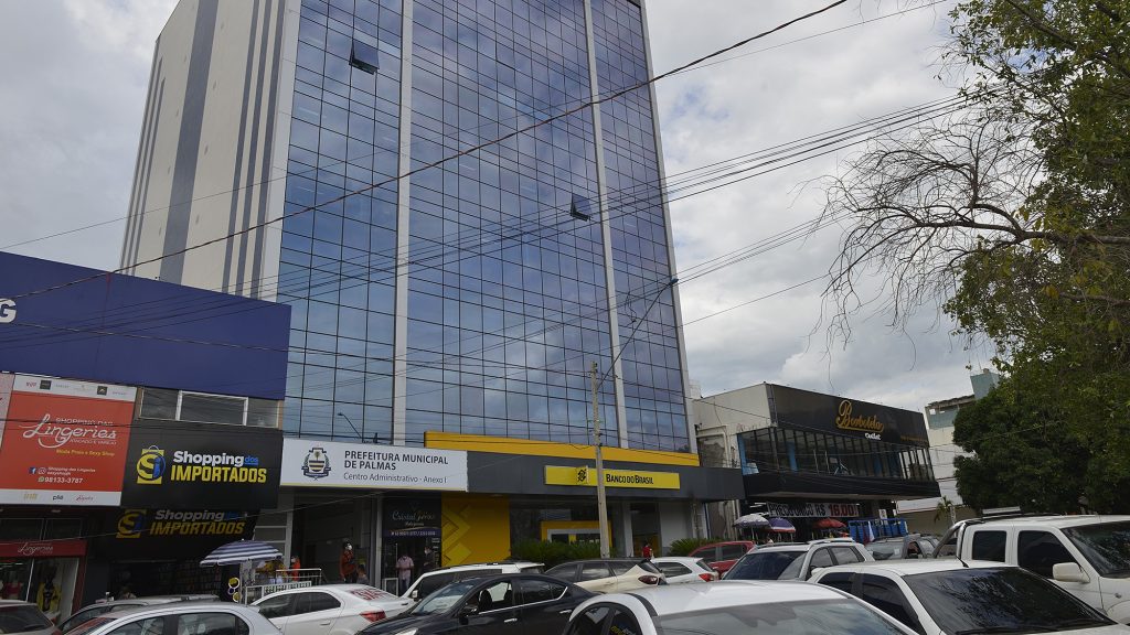 Reforma administrativa em Palmas extingue agência de transporte e cria novas pastas; confira
