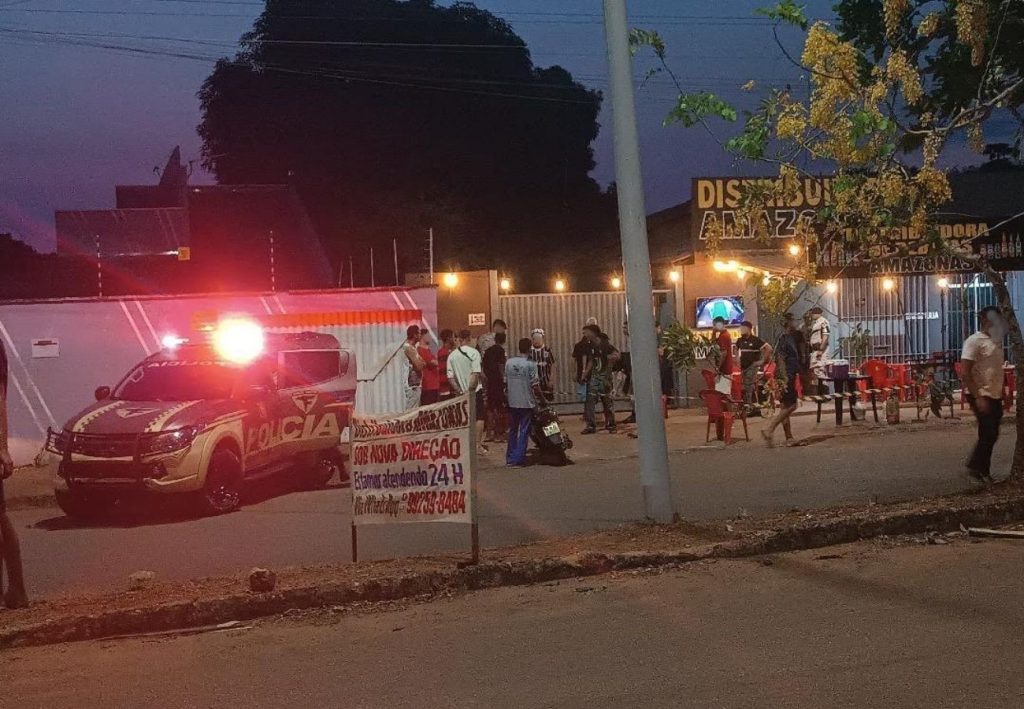 Homem é assassinado a tiros dentro de barbearia na região sul de Palmas