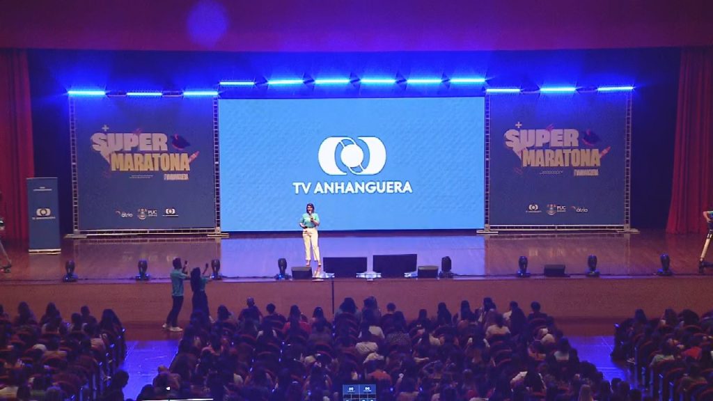 Supermaratona 2026: cronograma de estudos começa a ser enviado para a reta final da preparação para o Enem